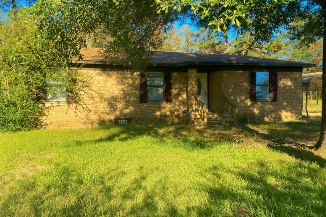 23601 State Hwy 64 in Troup, TX - Building Photo - Building Photo