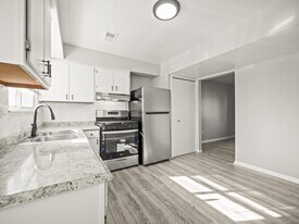 Truman Estates in Rockwood, MI - Building Photo