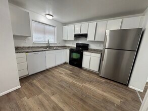 883 Moccasin Ln in Rock Springs, WY - Building Photo - Building Photo