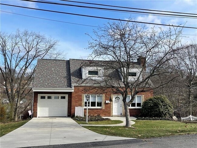 330 Long Dr in Pittsburgh, PA - Building Photo - Building Photo