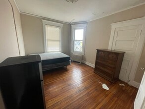 191 Stiles St, Unit 4 in Elizabeth, NJ - Building Photo - Building Photo