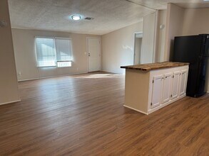 126 Happy Time Dr in Crawfordville, FL - Building Photo - Building Photo