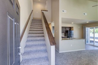 4790 N Morninggale Dr-Unit -103 in Boise, ID - Building Photo - Building Photo