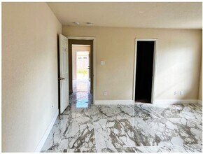 10314 Moonset Ln in Houston, TX - Building Photo - Building Photo