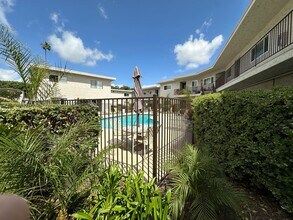 8220 Vincetta Dr in La Mesa, CA - Building Photo - Building Photo