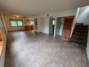 823 W Birch Ave in Flagstaff, AZ - Building Photo - Building Photo