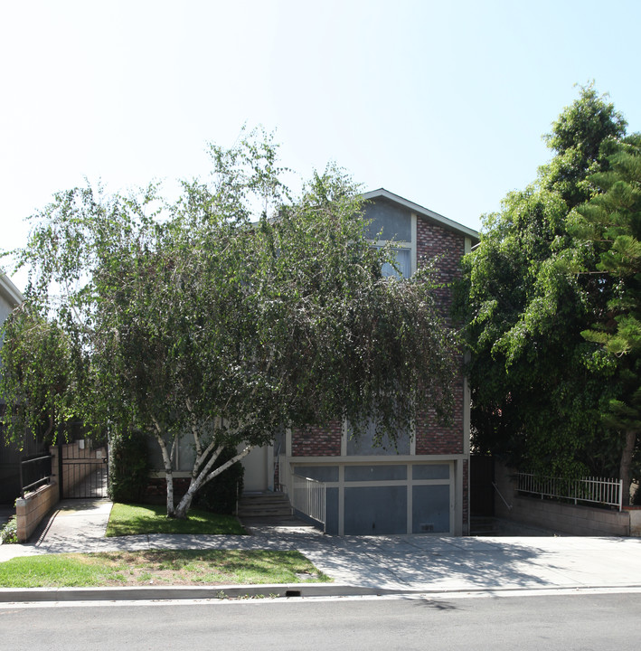 548 E Providencia Ave in Burbank, CA - Building Photo