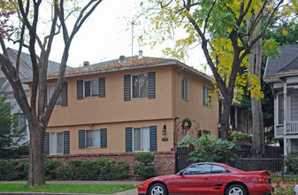 La Maison in Sacramento, CA - Building Photo - Building Photo