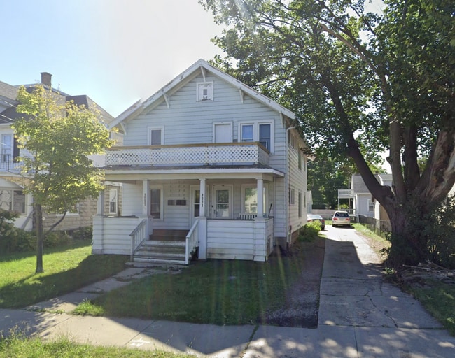 property at 1231 W College Ave