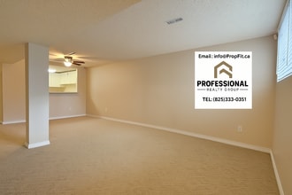 10747-10127 127 St in Edmonton, AB - Building Photo - Building Photo