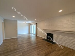 12435 Rios Rd in San Diego, CA - Building Photo - Building Photo