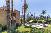 Esprit in Palm Springs, CA - Foto de edificio - Building Photo