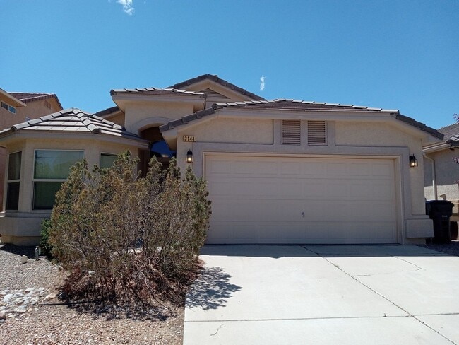 property at 2144 Vista de Colinas Dr SE
