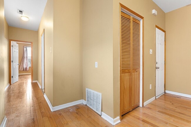 1237 W Allegheny Ave, Unit 1