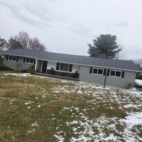 3307 Highland Rd, Unit 3307 in Orefield, PA - Building Photo