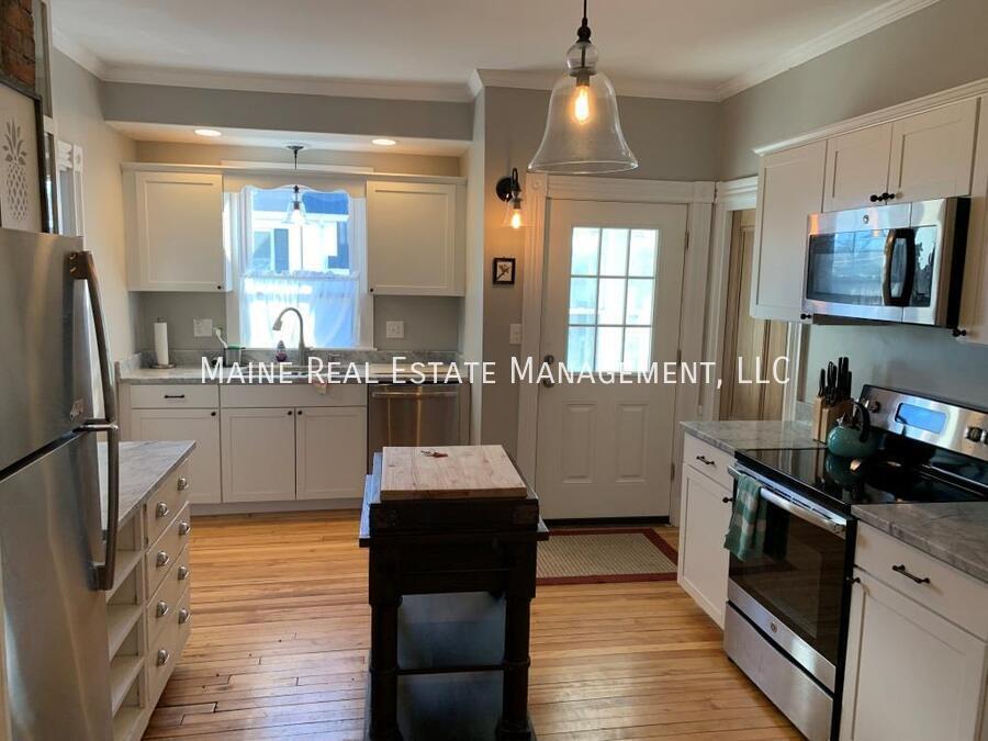 88 Norfolk St-Unit -1 in Bangor, ME - Building Photo