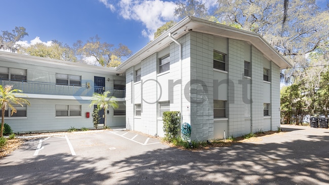 property at 1123 Elmwood St