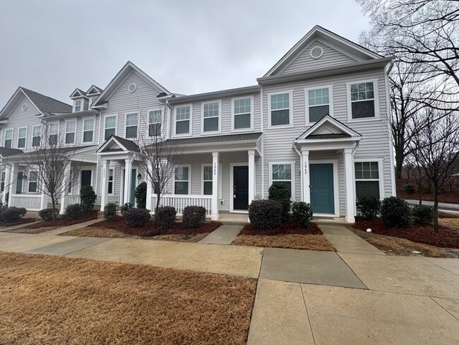 property at 104 Grover Ct