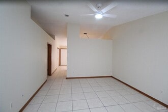 3355 Green Briar Cir in Gulf Breeze, FL - Building Photo - Building Photo
