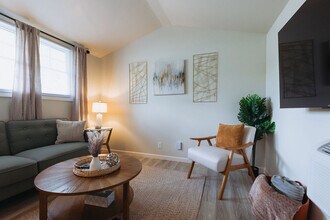 308 Lamont St, Unit ID1397974P in Johnson City, TN - Building Photo - Building Photo