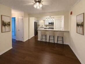 2331 Ogden Ave in Downers Grove, IL - Building Photo - Building Photo