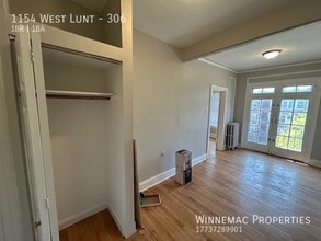 1154 W Lunt Ave in Chicago, IL - Building Photo - Building Photo