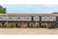 Executive Lodge in Huntsville, AL - Foto de edificio - Building Photo