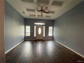 700 E Patsy Dr in Hidalgo, TX - Building Photo - Building Photo