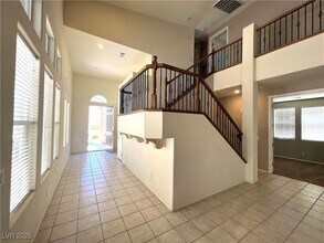 2479 Autumn Chase Ln in Henderson, NV - Building Photo - Building Photo