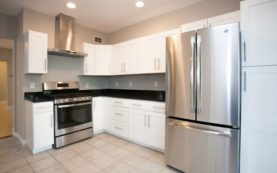 33 Bromfield Rd in Somerville, MA - Building Photo