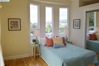663 Fairmount Ave in Oakland, CA - Building Photo - Building Photo