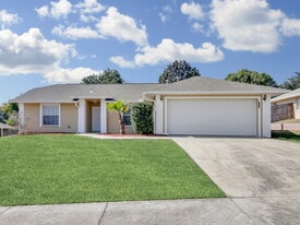 918 Palm Forest Ln in Minneola, FL - Building Photo