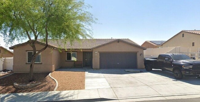 property at 2220 Ibis Ave