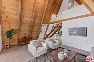 3237 Kelton Ave in Los Angeles, CA - Building Photo - Building Photo