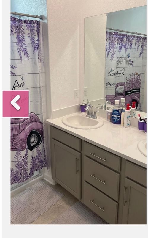 5301 E Commerce Way in Sacramento, CA - Foto de edificio - Building Photo