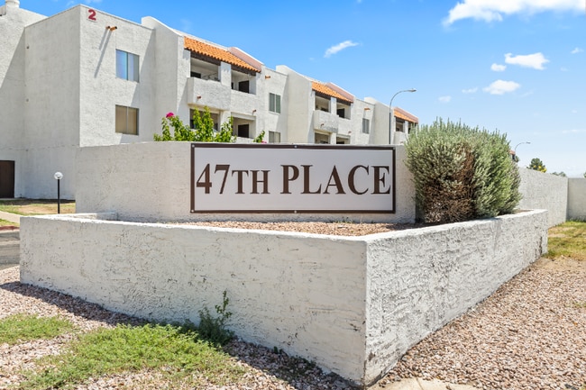 4730 W Northern Ave in Glendale, AZ - Building Photo - Building Photo