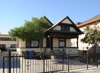 734-742 25th St in Los Angeles, CA - Foto de edificio - Building Photo