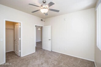 1941 S Pierpont Dr, Unit 2026 in Mesa, AZ - Building Photo - Building Photo