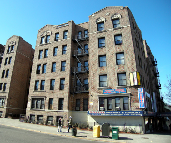 1575 Grand Concourse in Bronx, NY - Building Photo - Building Photo