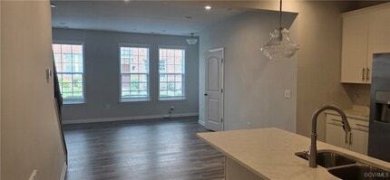 8127 Wistar Creek Mews in Henrico, VA - Building Photo - Building Photo