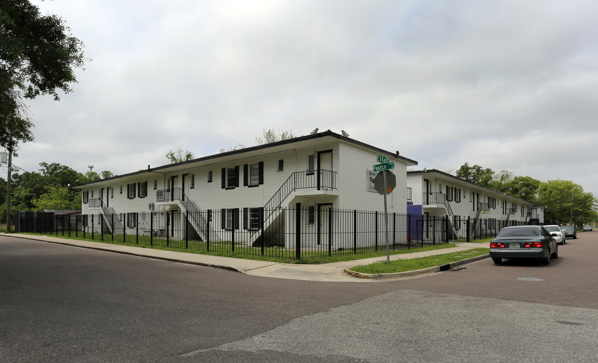 Tiger Landing in Jacksonville, FL - Foto de edificio