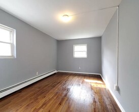 700 N 5th St in Newark, NJ - Building Photo - Building Photo