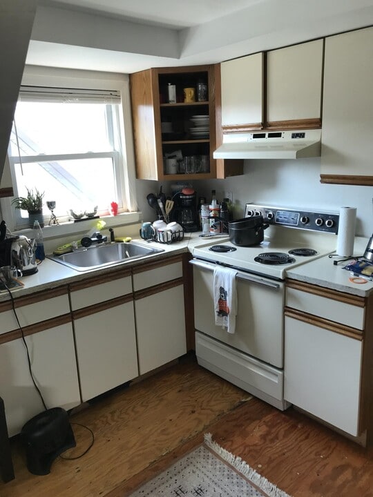 156 Morrison Ave, Unit 3 in Somerville, MA - Foto de edificio