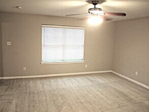 4510 Nueces River Loop in Spring, TX - Building Photo - Building Photo