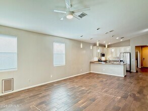 7453 E Osage Ave in Mesa, AZ - Building Photo - Building Photo