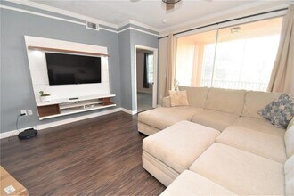 4178 Central Sarasota Pkwy, Unit 324 in Sarasota, FL - Foto de edificio - Building Photo