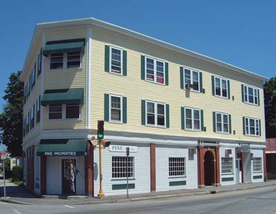 175-183 Pine St in Lowell, MA - Building Photo