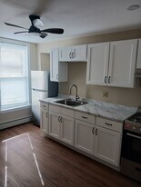 1 Race St, Unit Race Street 2nd Fl in Haverhill, MA - Building Photo