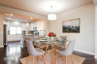 19225 Damson Rd in Lynnwood, WA - Building Photo - Building Photo