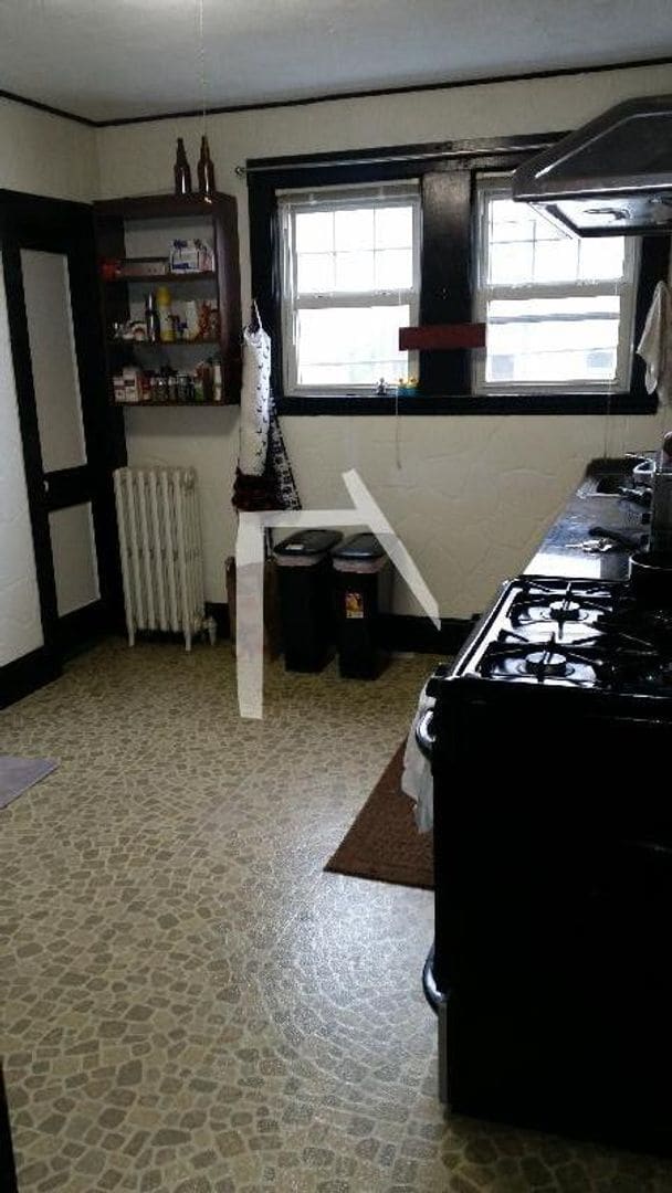 property at 24 Lyne Rd